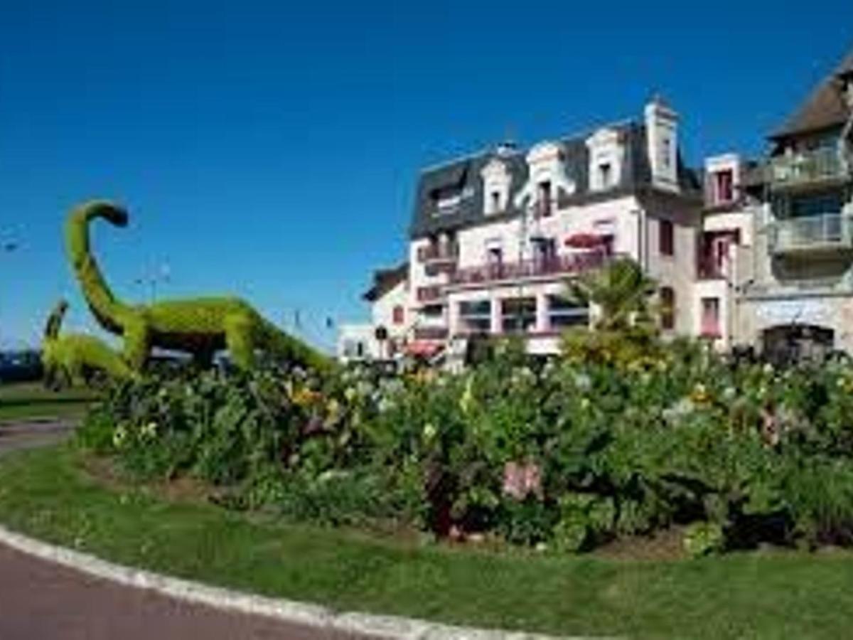 Appartement 2 Pieces Avec Balcon Sud A 50M De La Plage, Parking Privatif - Villers-Sur-Mer - Fr-1-712-15 Exteriér fotografie